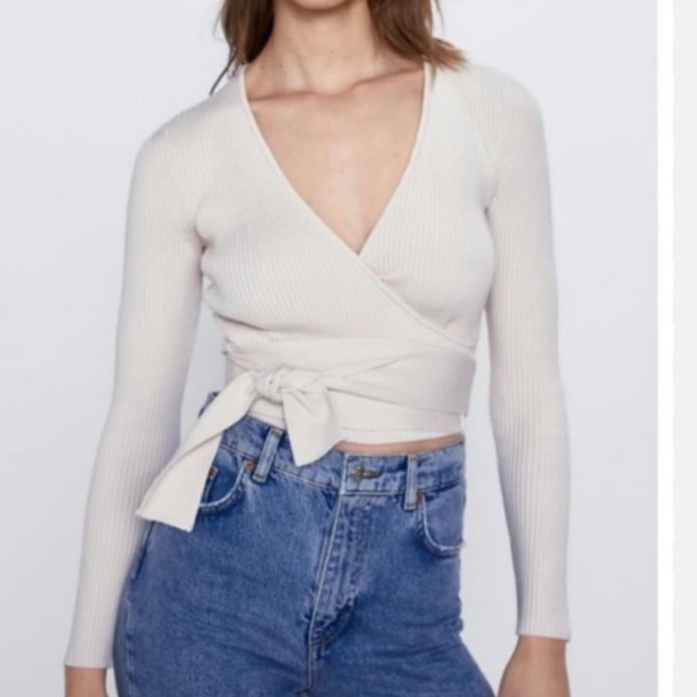 NWOT Zara Elegant Cream Wrap Top in Cream/Ecru M